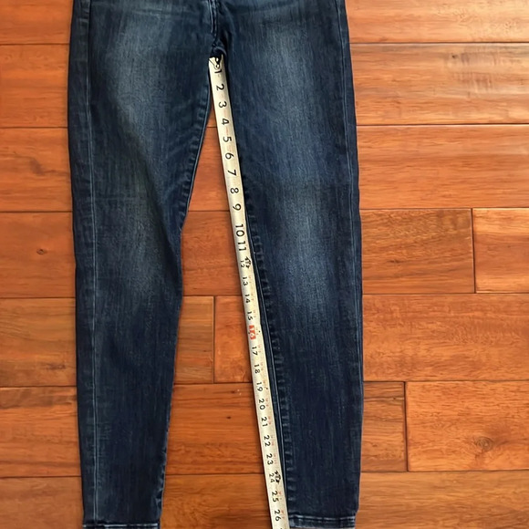 Women's American Eagle Next Level Stretch Skinny Size 6 - Picture 3 of 8